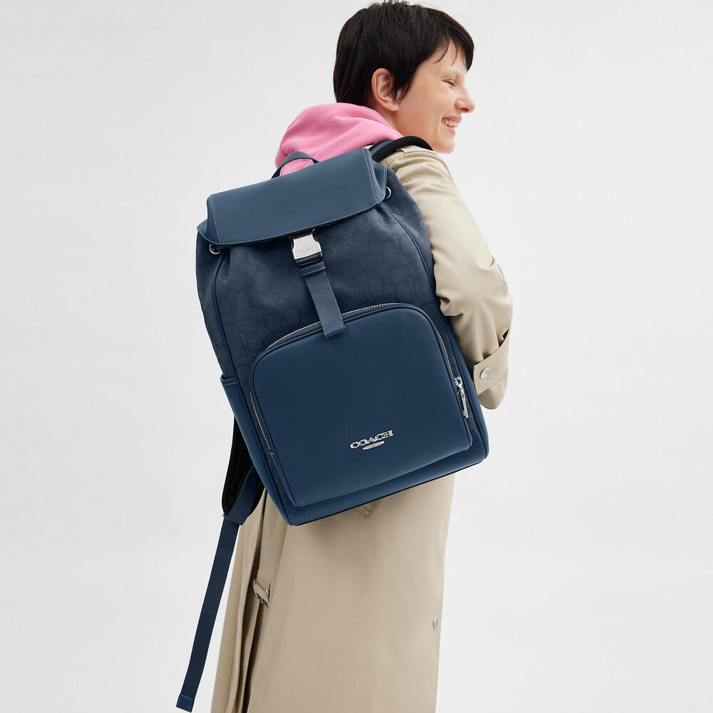 Racer Backpack In Signature Jacquard - Picture 4 of 4